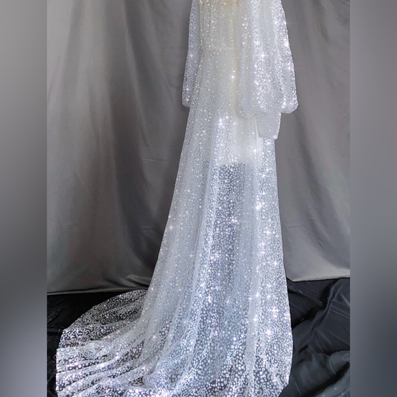 Custom made Etsy glitter robe with train - Picture 2 of 3